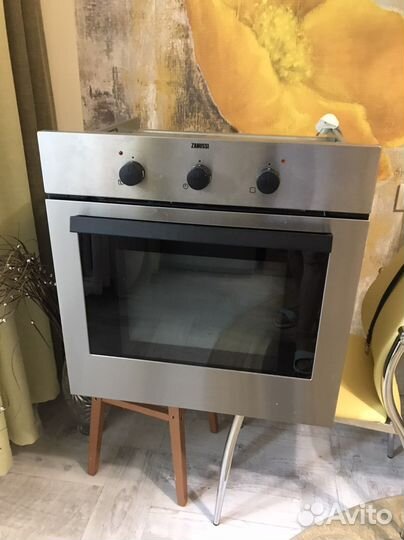 Духовой шкаф электрический zanussi (Италия )