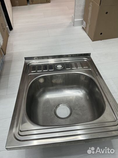Раковина для кухни из нержавейки