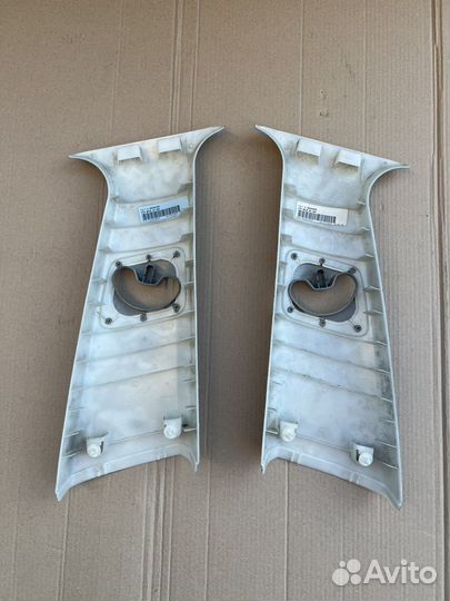 Обшивка центральной стойки Bmw X5 E70