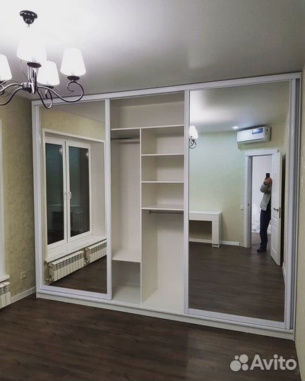 Шкаф в прихожую