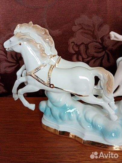 Статуэтка “ Морская богиня в колеснице ”