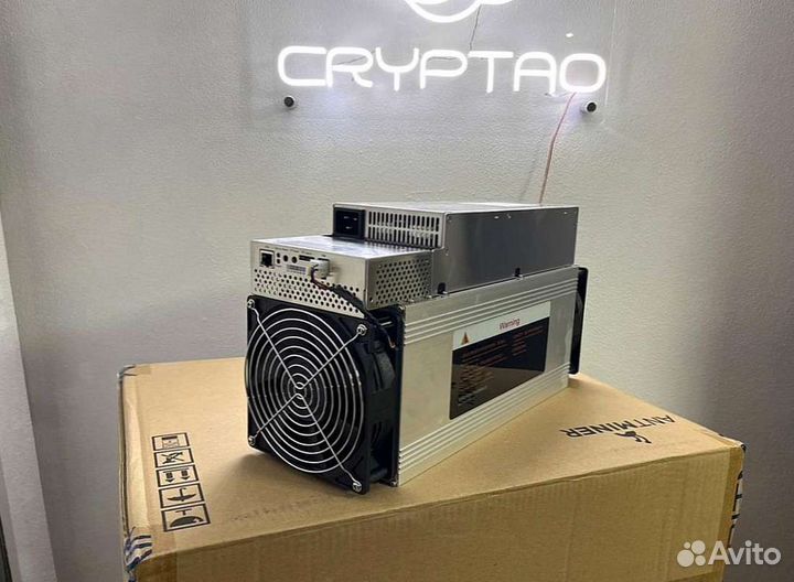 Асик WhatsMiner M50 122T 28W