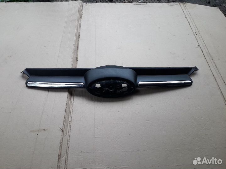 Решетка радиатора Ford Focus 3