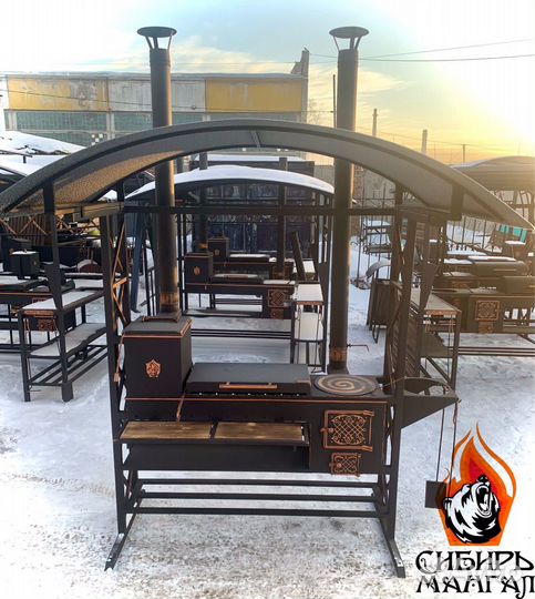 Мангал «Ермак» под крышей