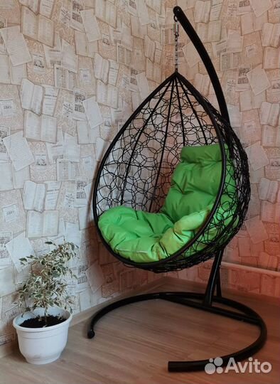 Подвесное кресло из ротанга