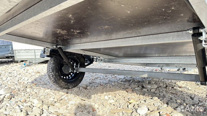 Прицеп 2.5 х 1.5 оцинкованный с тентом и колесами