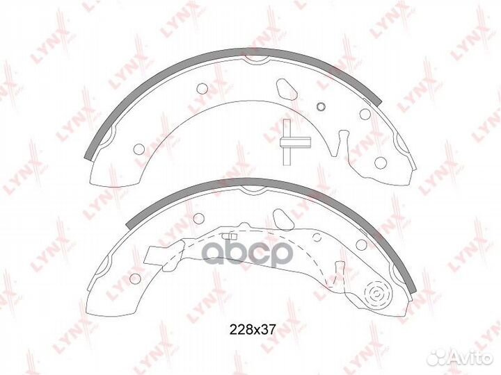 Колодки тормозные барабанные зад BS7525 LYN