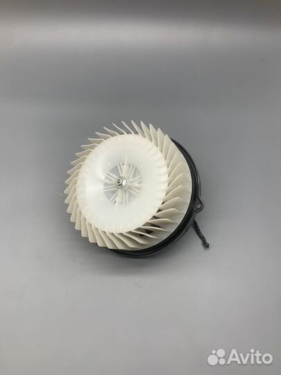 Моторчик задней печки Toyota Lexus