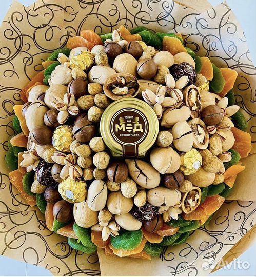 Съедобные букеты из сухофруктов, орехов, конфет