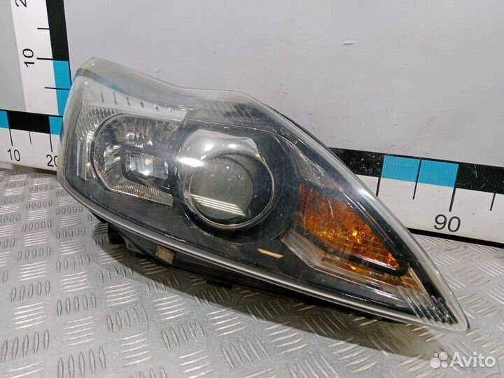 Б/У Фара правая Ford Focus 2#001