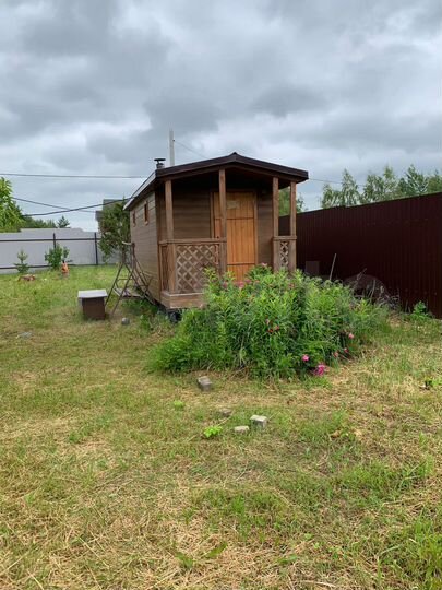 Дом 18 м² на участке 7 сот.