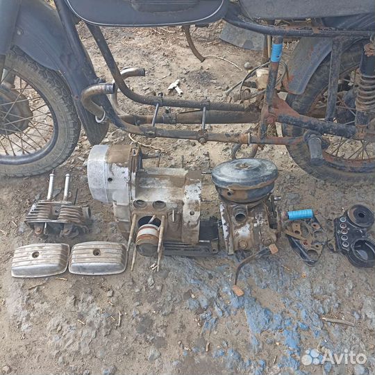 Мотоцикл Урал Днепр на запчасти