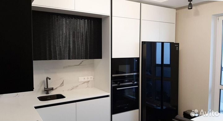 Угловая кухня на заказ. Производство