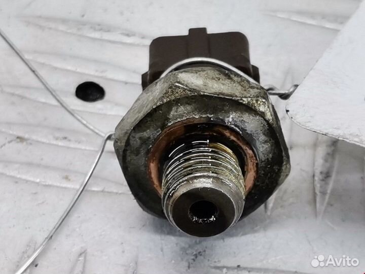 Датчик давления масла BMW 5 E39 рест. 2002