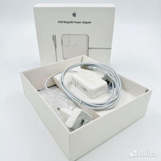 45W Magsafe Power Adapter Apple