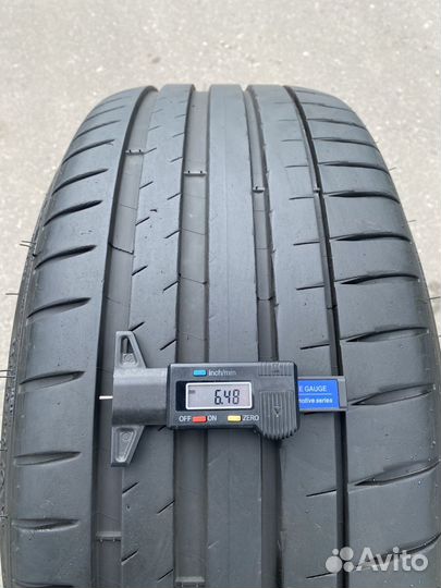 Michelin Pilot Sport 4 225/40 R19 93Y