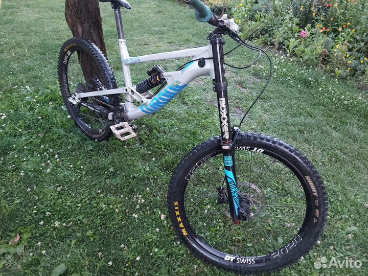 Велосипед Canyon Torque DH 27.5