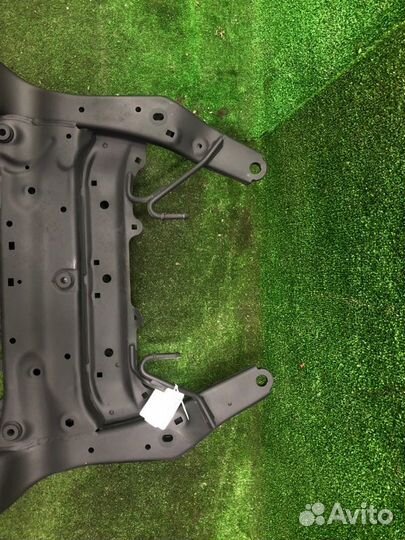 Б/У Подрамник со сгоревшего автомобиля, отчищен