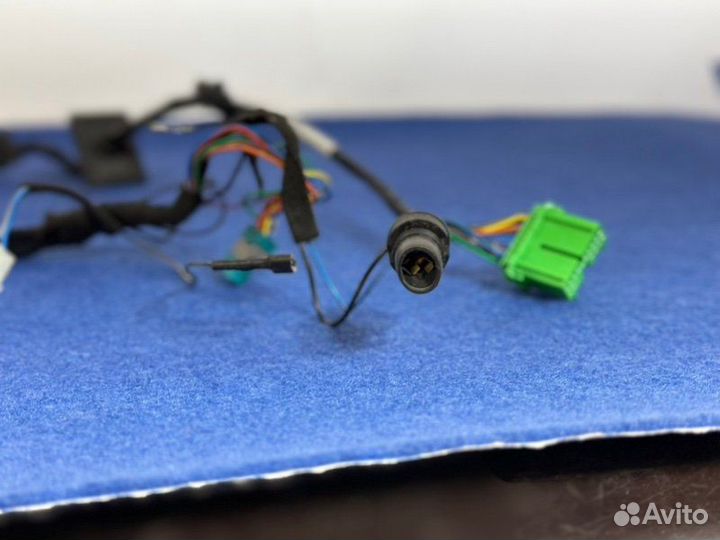 Проводка зеркала с памятью правая Volvo Xc60 2011