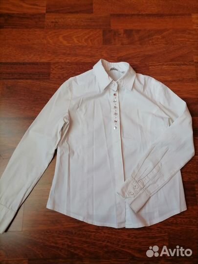 Рубашка для девочки 134 со стразами
