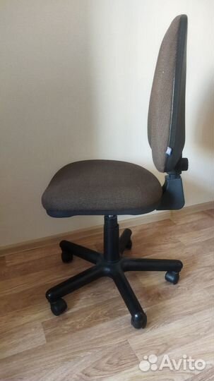 Компьютерное кресло
