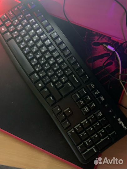 Офисная клавиатура logitech