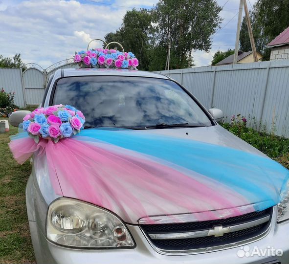 Свадебные украшения для автомобиля