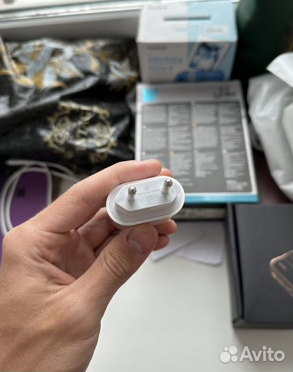 Зарядное устройство для iPhone