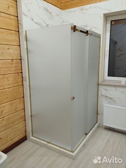 Душевая перегородка из закаленного стекла