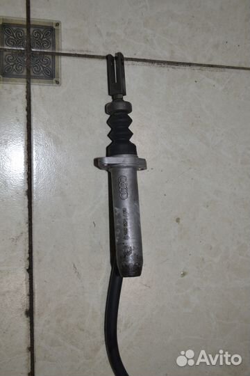 Цилиндр сцепления главный Audi 80