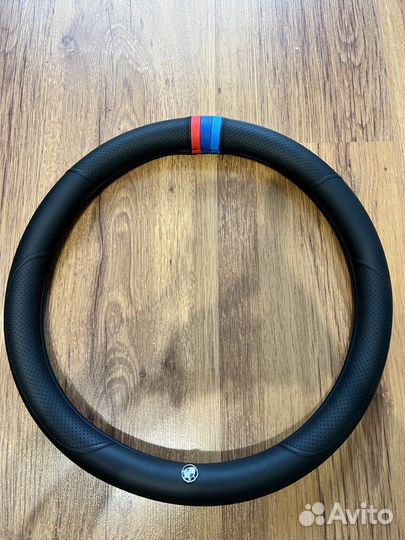 Оплетка на руль BMW