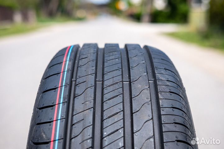 Goodyear EfficientGrip Performance 2 205/60 R16 92H