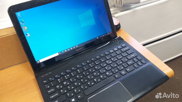 Ноутбук sony vaio SVE111B11V