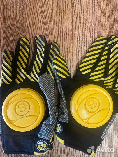 Перчатки для лонгборда