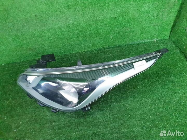 Фара левая Kia Rio