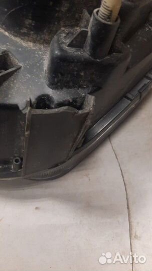 Фара правая Renault Duster