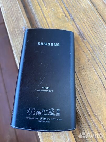 Mp3 плеер Samsung YP-RO