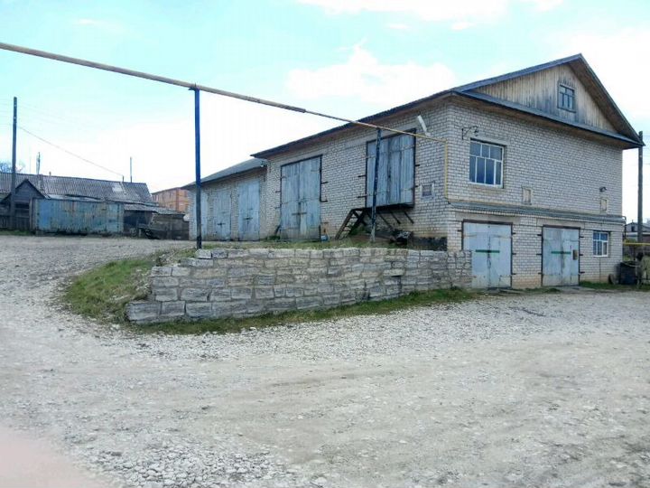 Гараж, > 30 м²