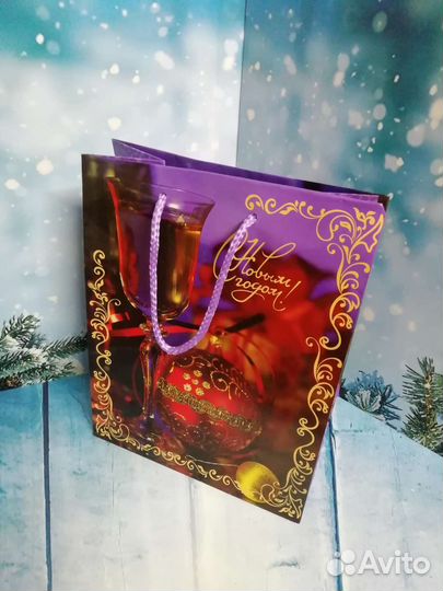 Новогодние коробки / пакеты