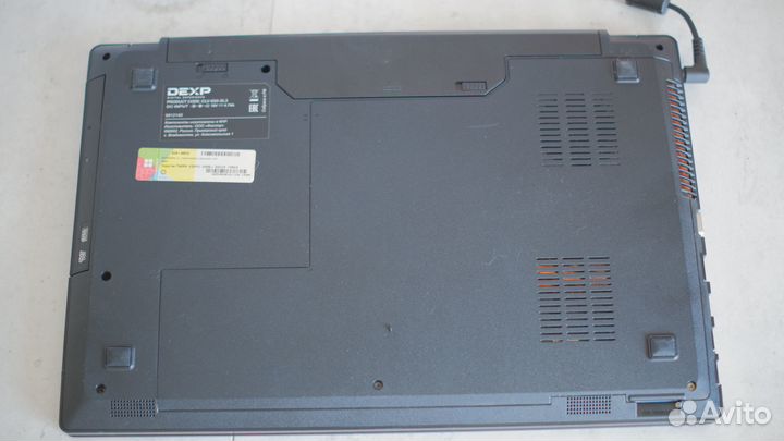 Продам ноутбук dexp модель W65-67RB i3-6100H, 16 Г