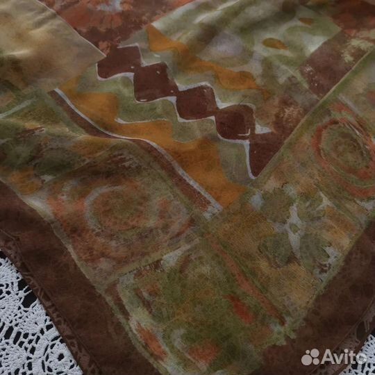 Тонкий шифоновый платок