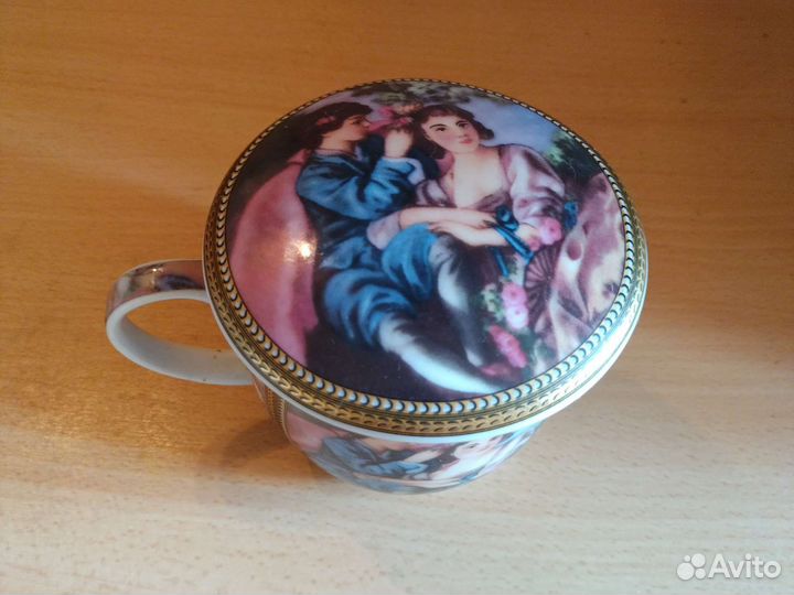 Кружка с крышкой