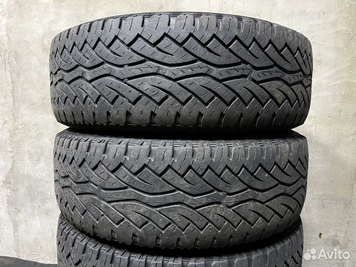 Continental ContiCrossContact AT 215/65 R16 98T