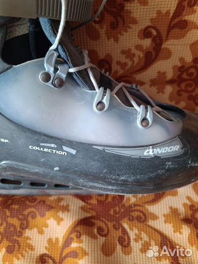 Коньки хоккейные