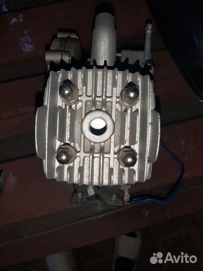 Моторчик для велосипеда