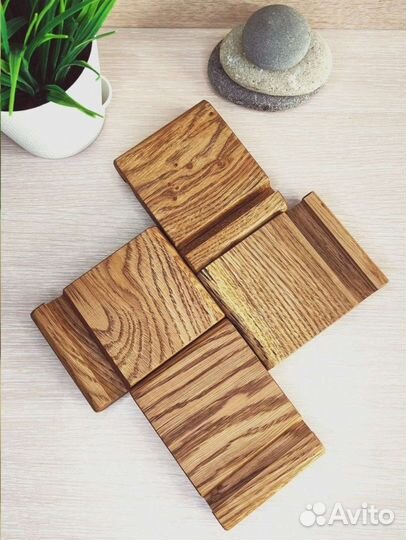 Подставка для телефона из дерева