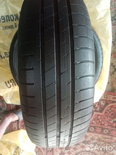 Goodyear EfficientGrip Performance 185/65 R15 88H