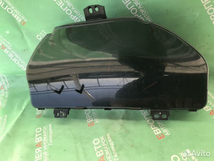 Панель приборов LC6455430 Mazda MPV