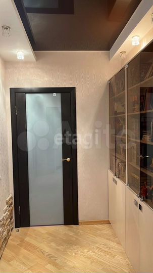 3-к. квартира, 85,9 м², 8/9 эт.