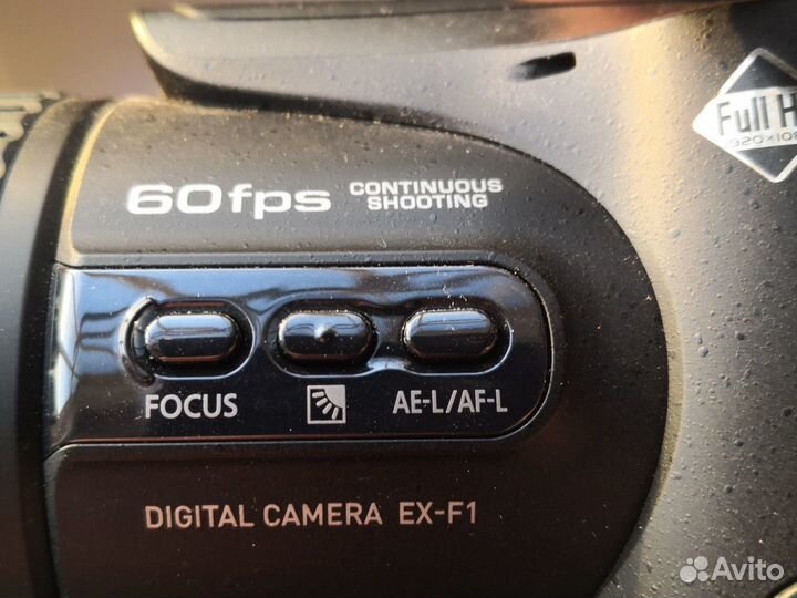 Фотоаппарат Casio EX-F1